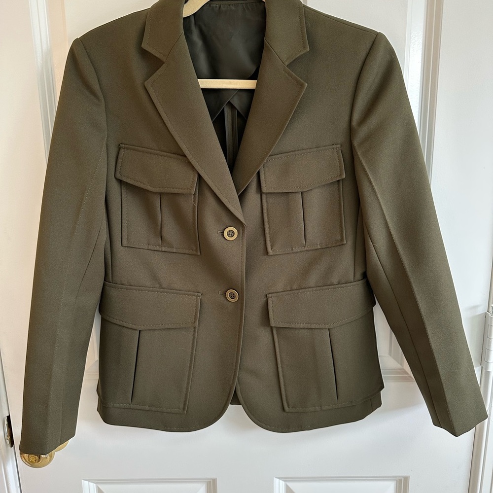 Theory Green Blazer with Notched Lapels and Tailored Fit
